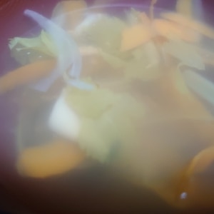 野菜たっぷり♪野菜を食べる洋風味噌汁（ミソスープ）